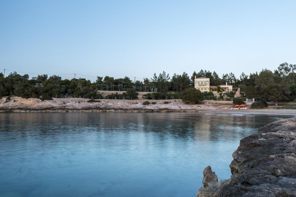 Electra Beachfront Villa Кранидион Экстерьер фото